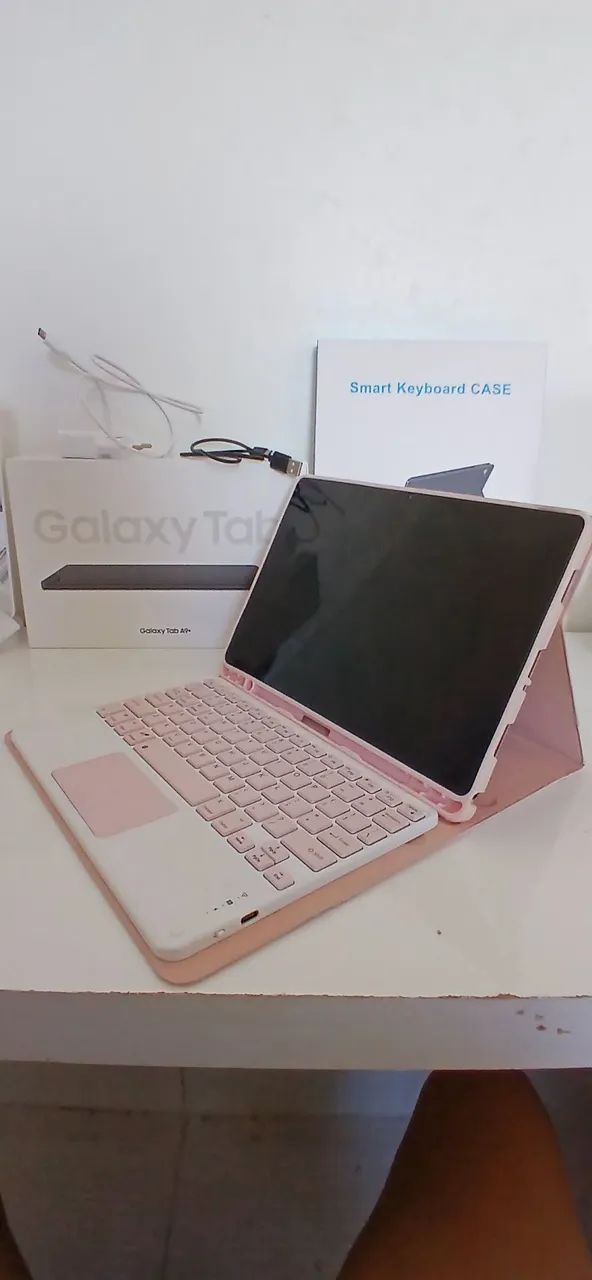 Samsung Galaxy Tab A9+ (2025) c/ Capa Teclado Bluetooth Magnética