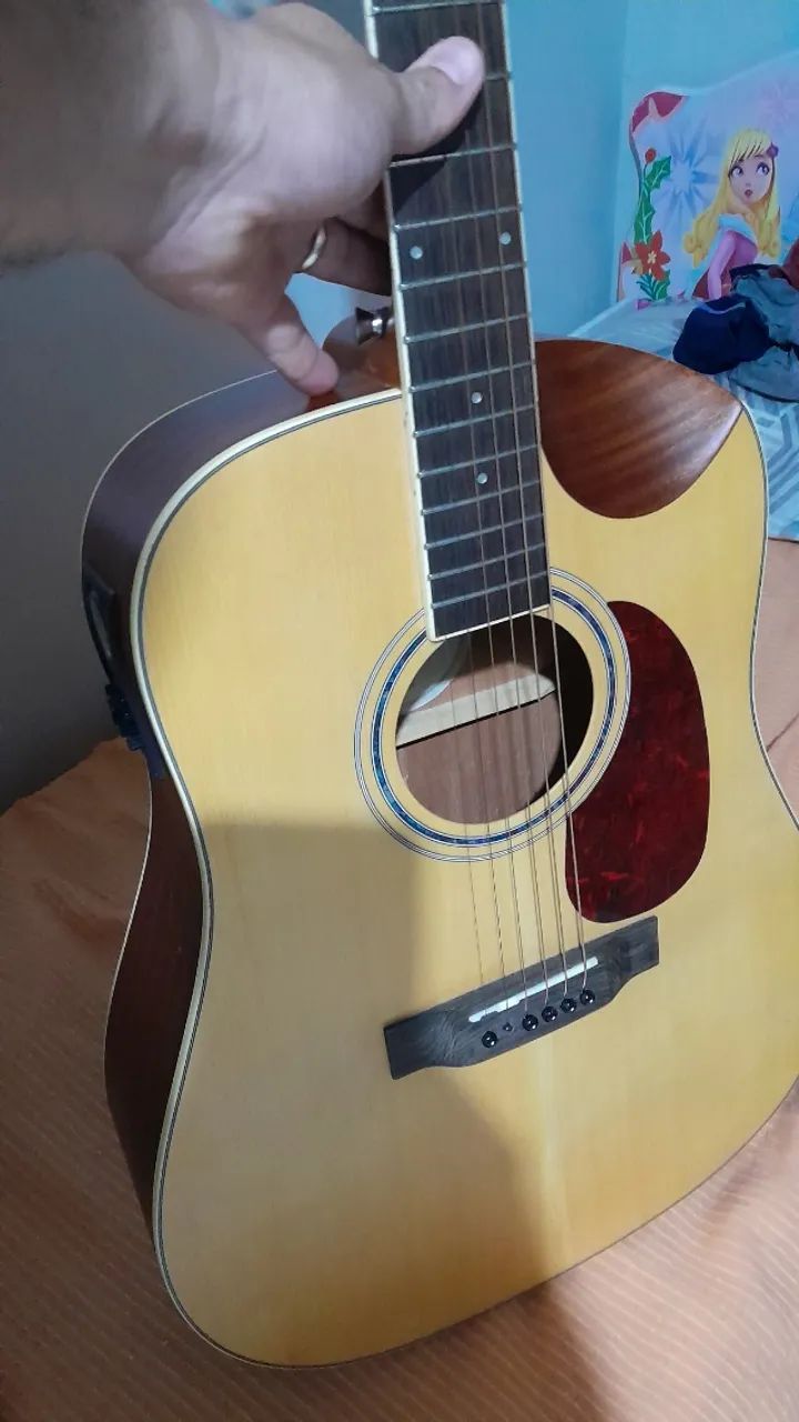 Vendo violão 