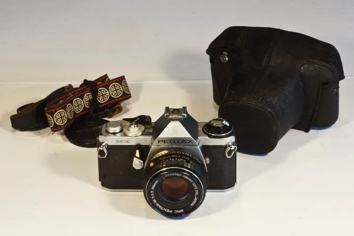 Câmera pentax ME com lente 50mf1.7 - Câmeras e Filmadoras - Rau