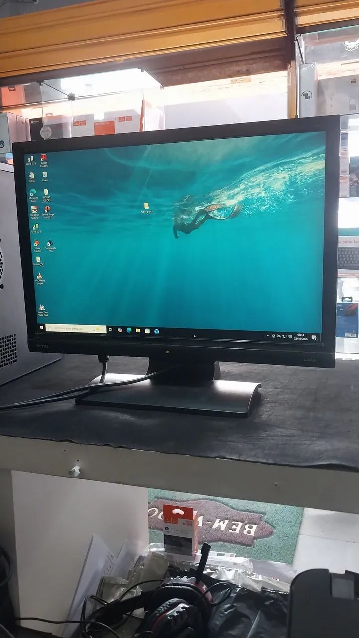 Lindo monitor de 20 polegadas imagens limpas e nítidas sem detalhes  - Foto 2