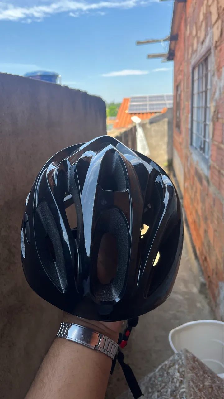 Capacete de ciclista  - Foto 2