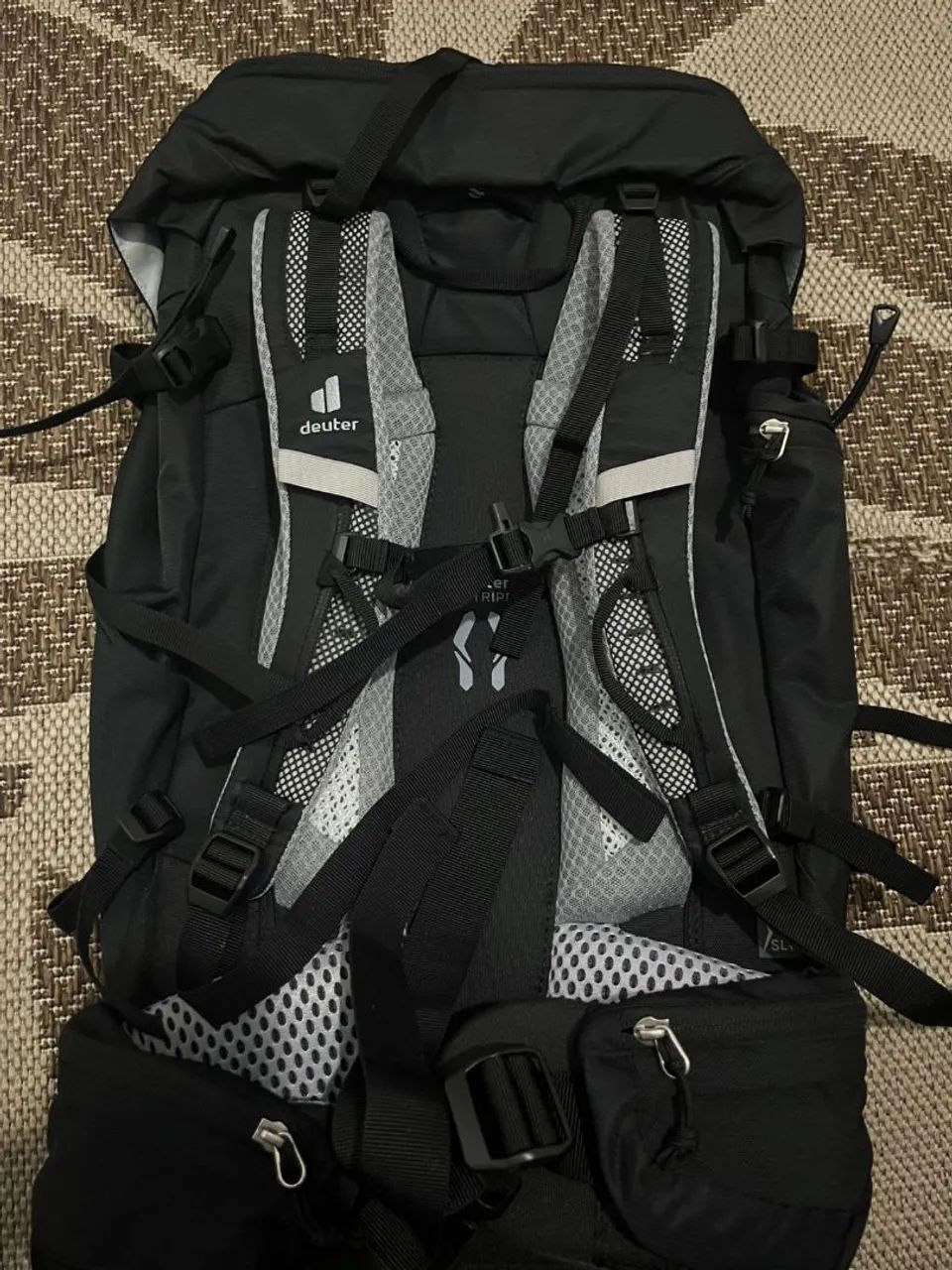 Mochila act trail 34 preta DEUTER - Foto 2