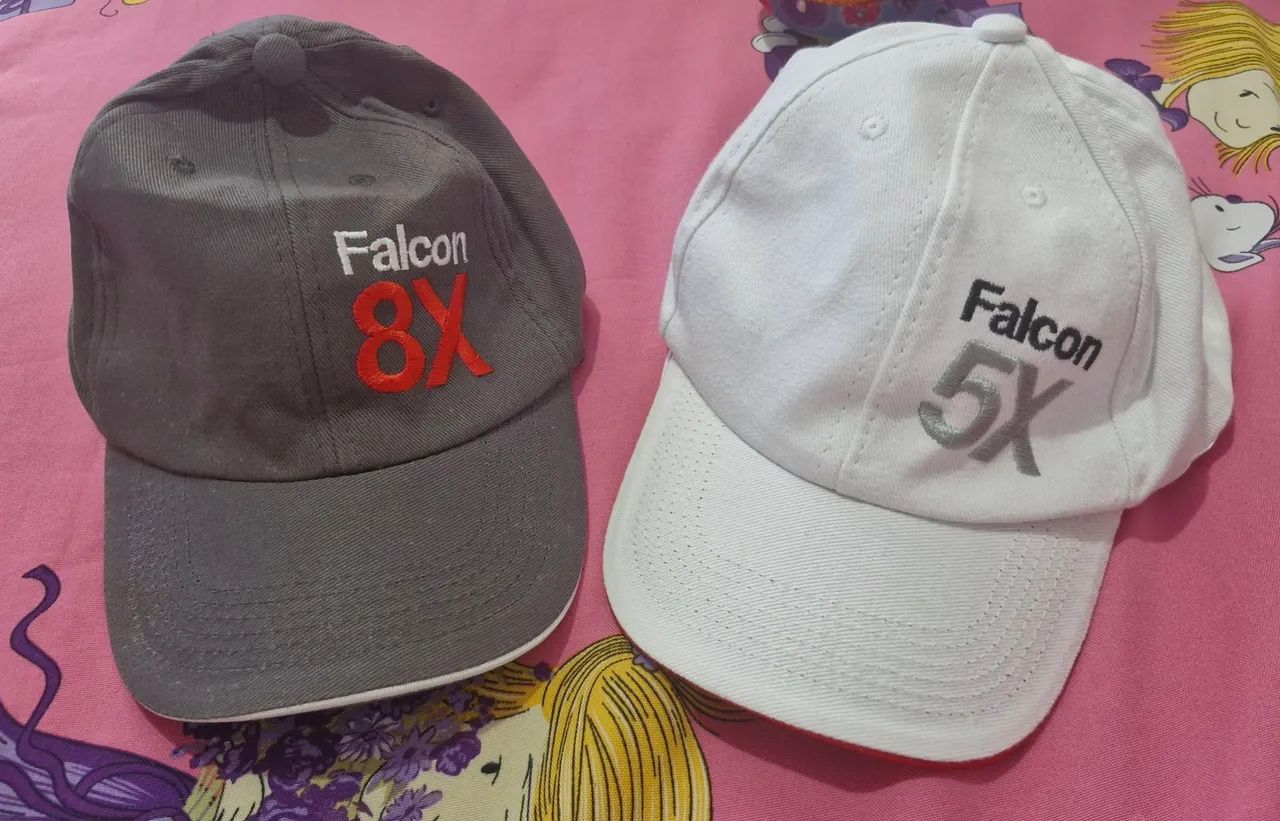 Bonés dos aviões Falcon 5X e 8X