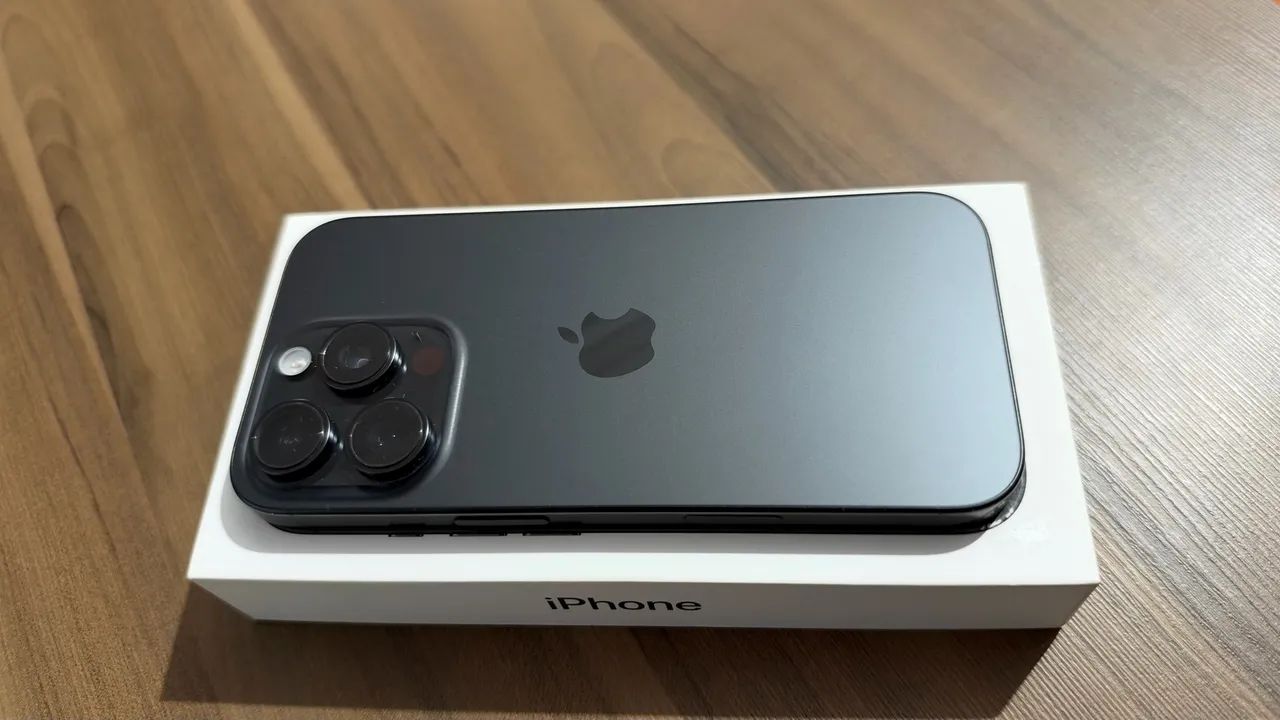 iPhone 16 pro 128gb - Foto 2