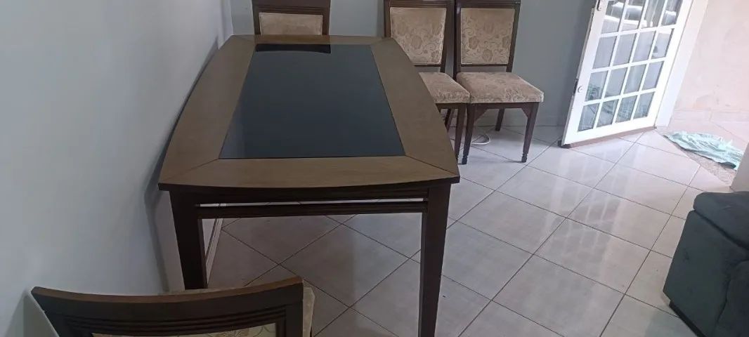 Mesa de Jantar com 4 Cadeiras - Foto 2