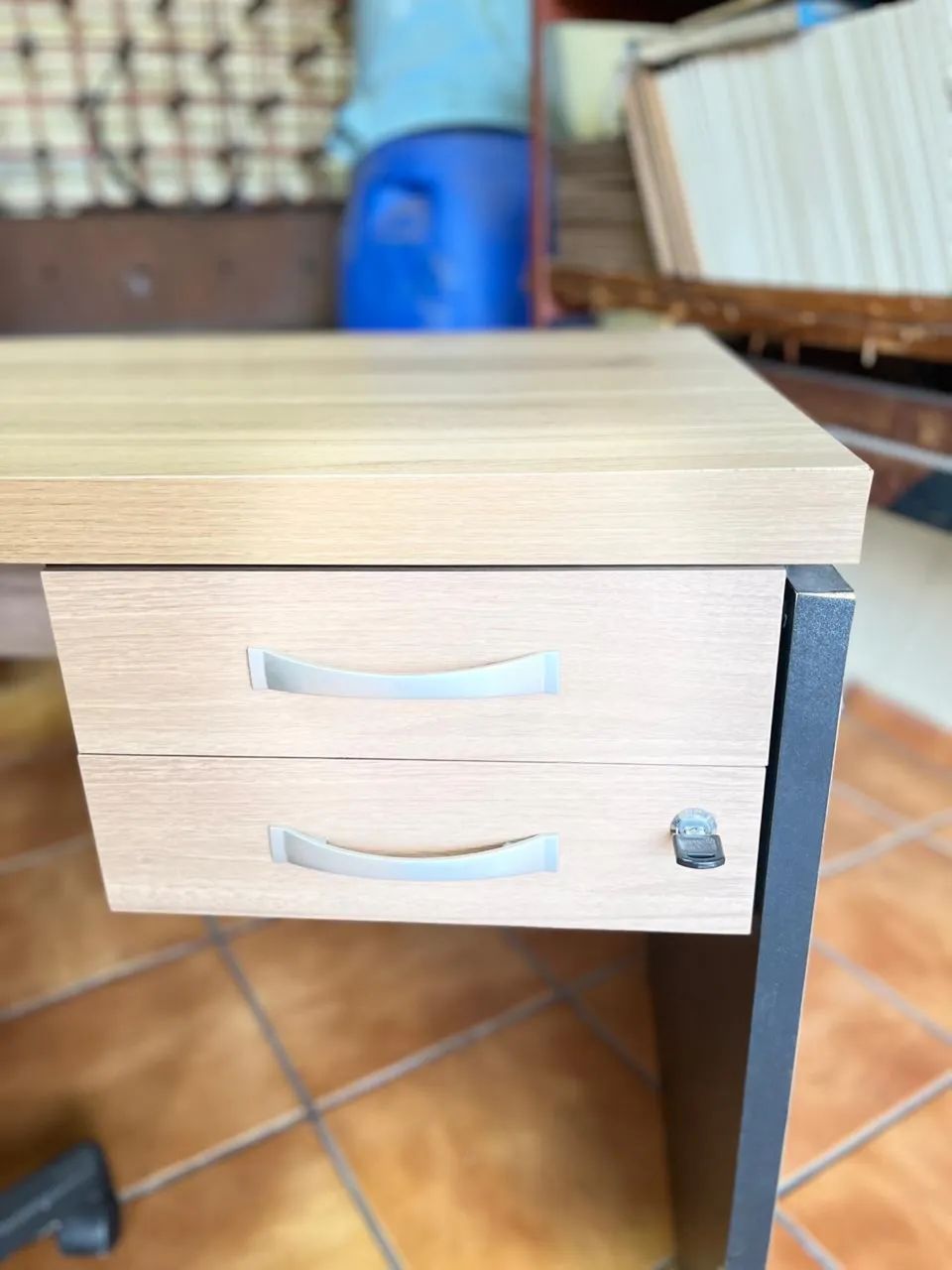 Mesa + Cadeira em Ótimo Estado  - Foto 3