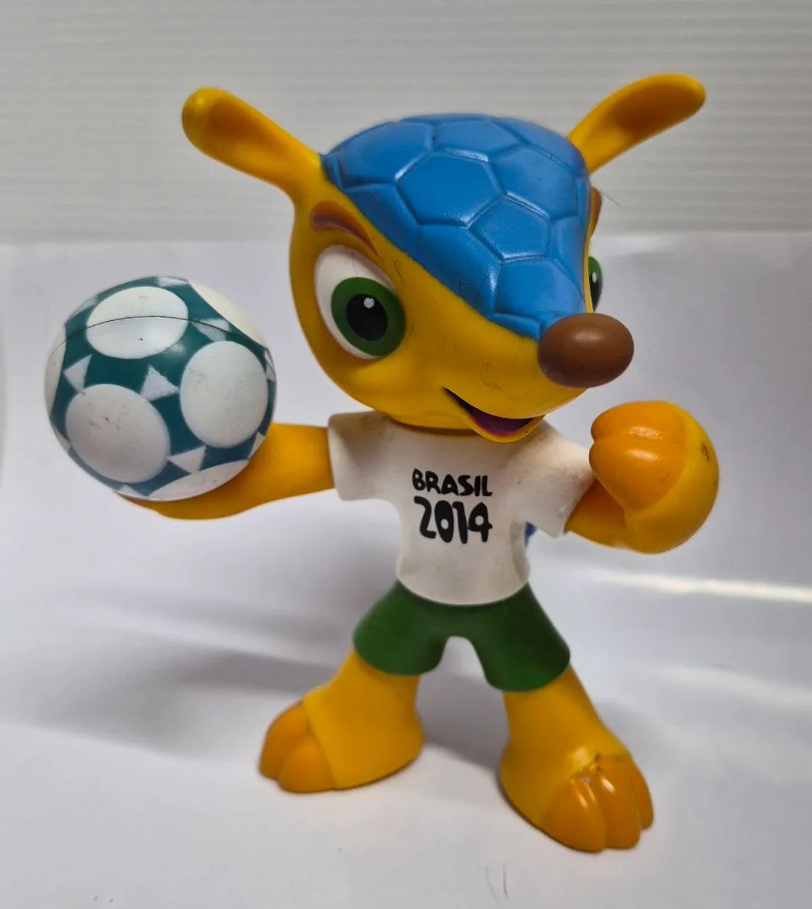 Boneco Fuleco Mascote Copa 2014 Fifa Brasil - 13 cm