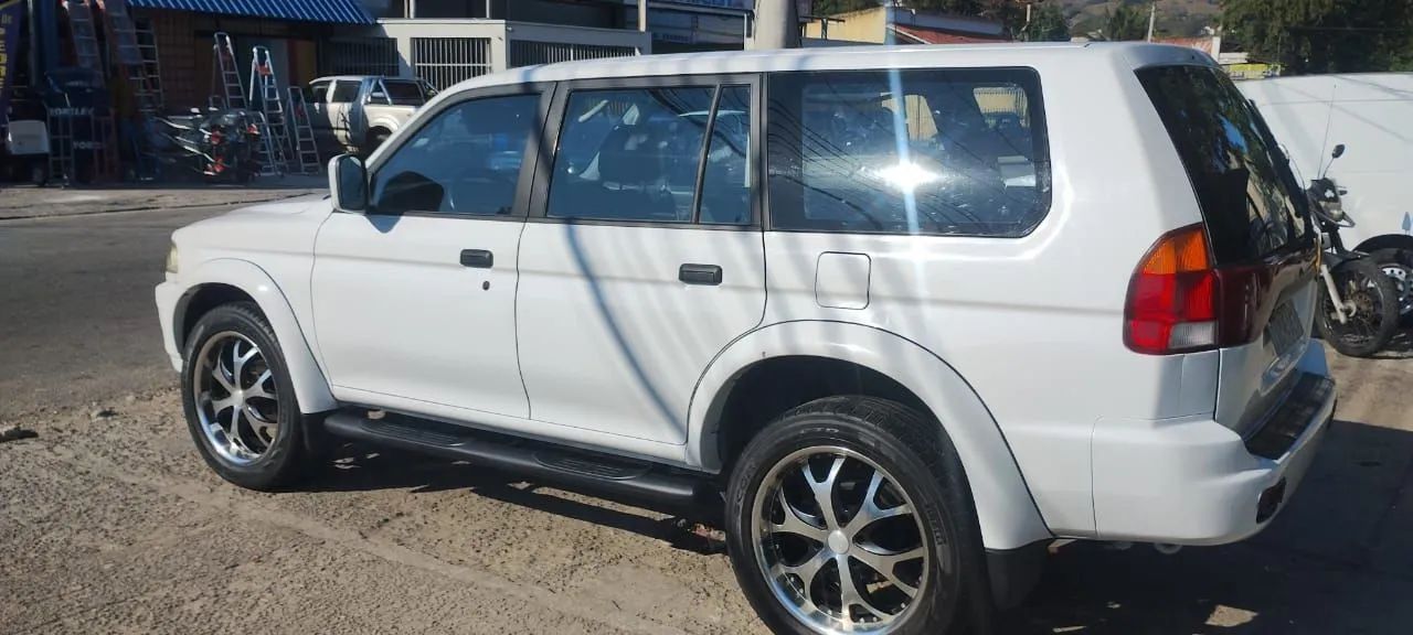 Mitsubishi Pajero Pajero Sport 3.0 4x2 V6 Mec./Aut. 1999
