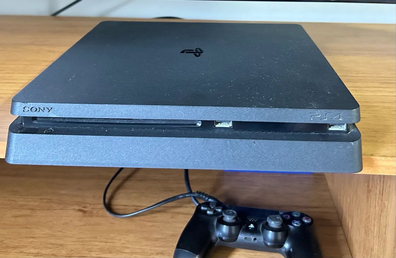 PS4 + 2 controles  - Foto 2