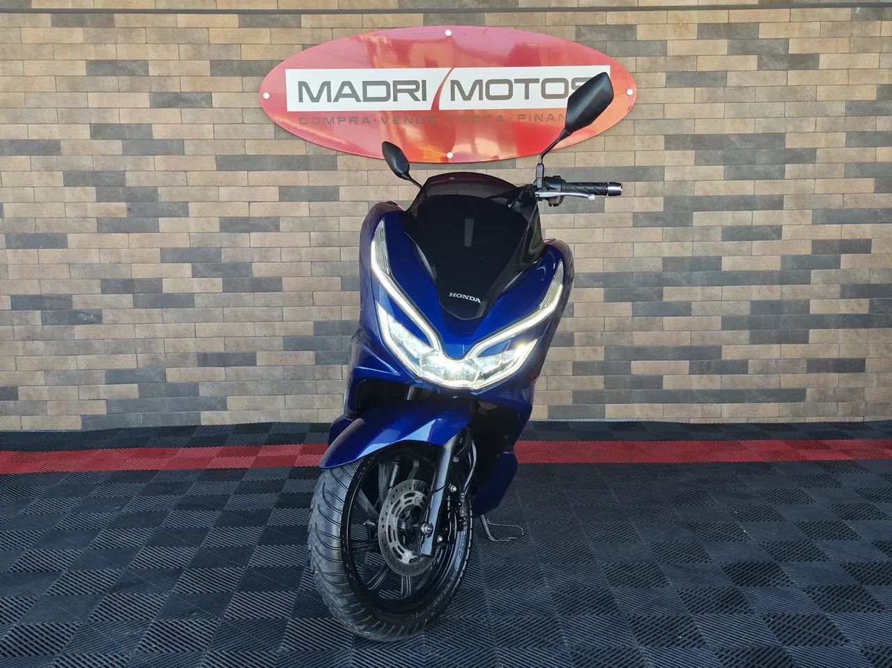 Honda PCX 150 149 cc  - Foto 3