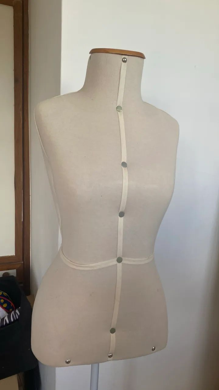 Manequim busto com pedestal  - Foto 2