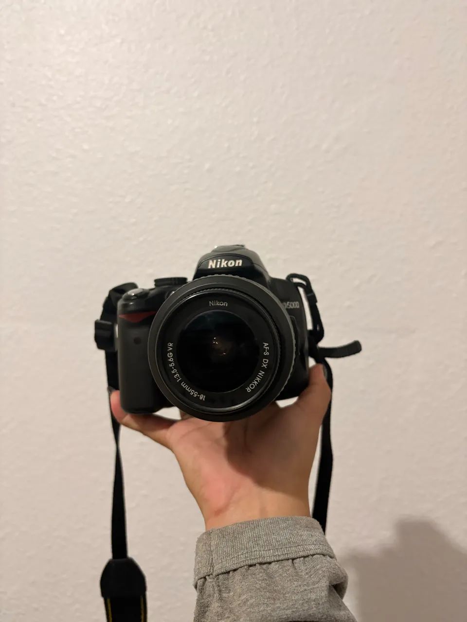 Nikon D5000 - Foto 3