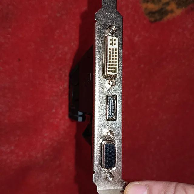 Placa de vídeo GT 610 2GB - Foto 2