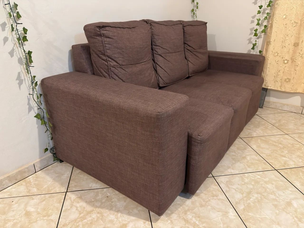 Sofá Três Lugares - Foto 4
