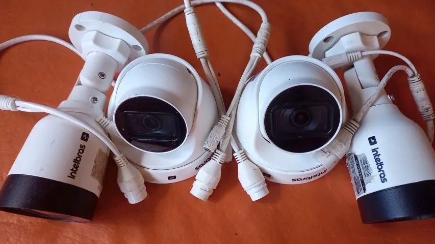 4 Cameras IP intelbras FULL HD