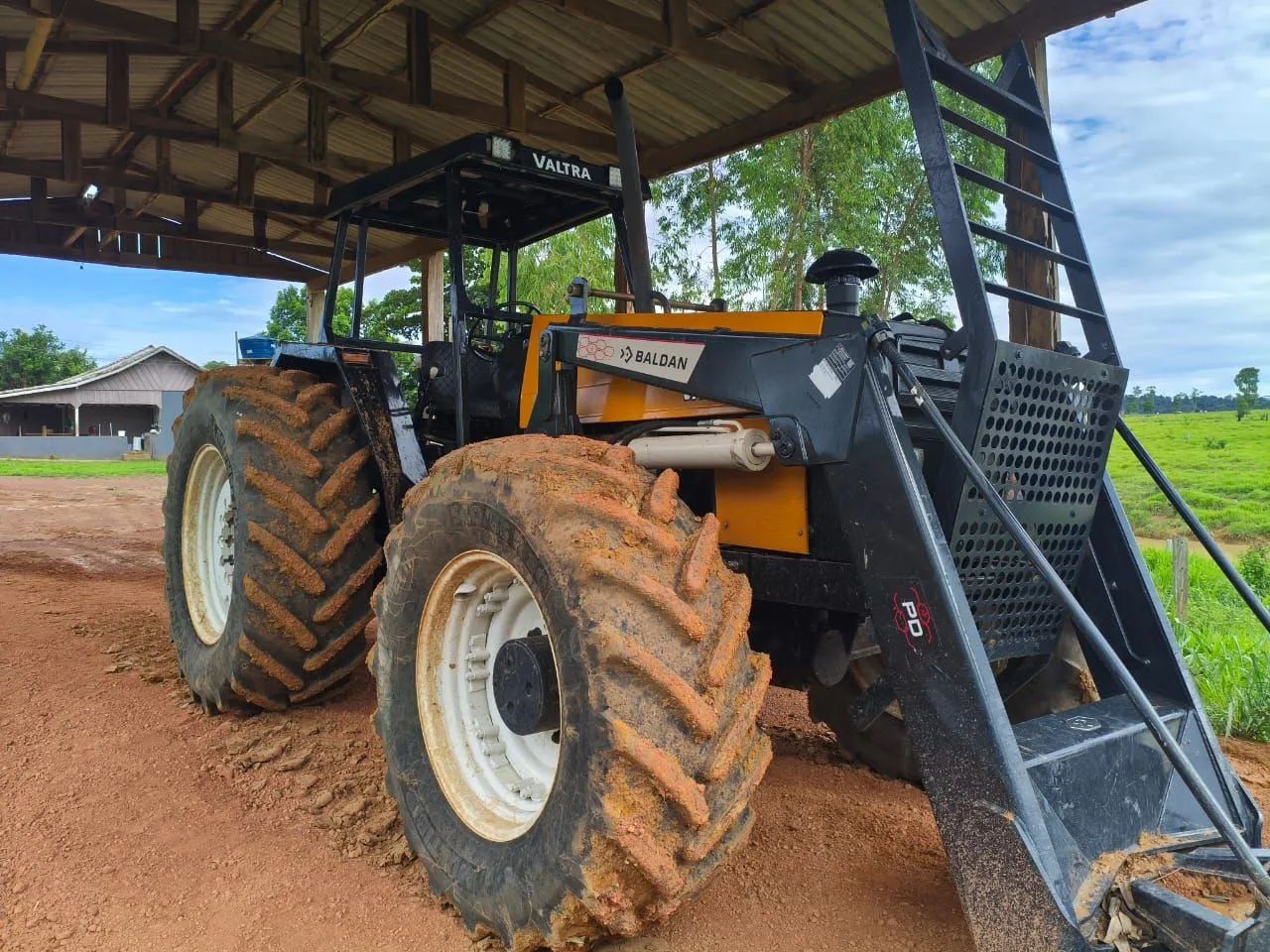 Trator valtra BH 1680 - Foto 4