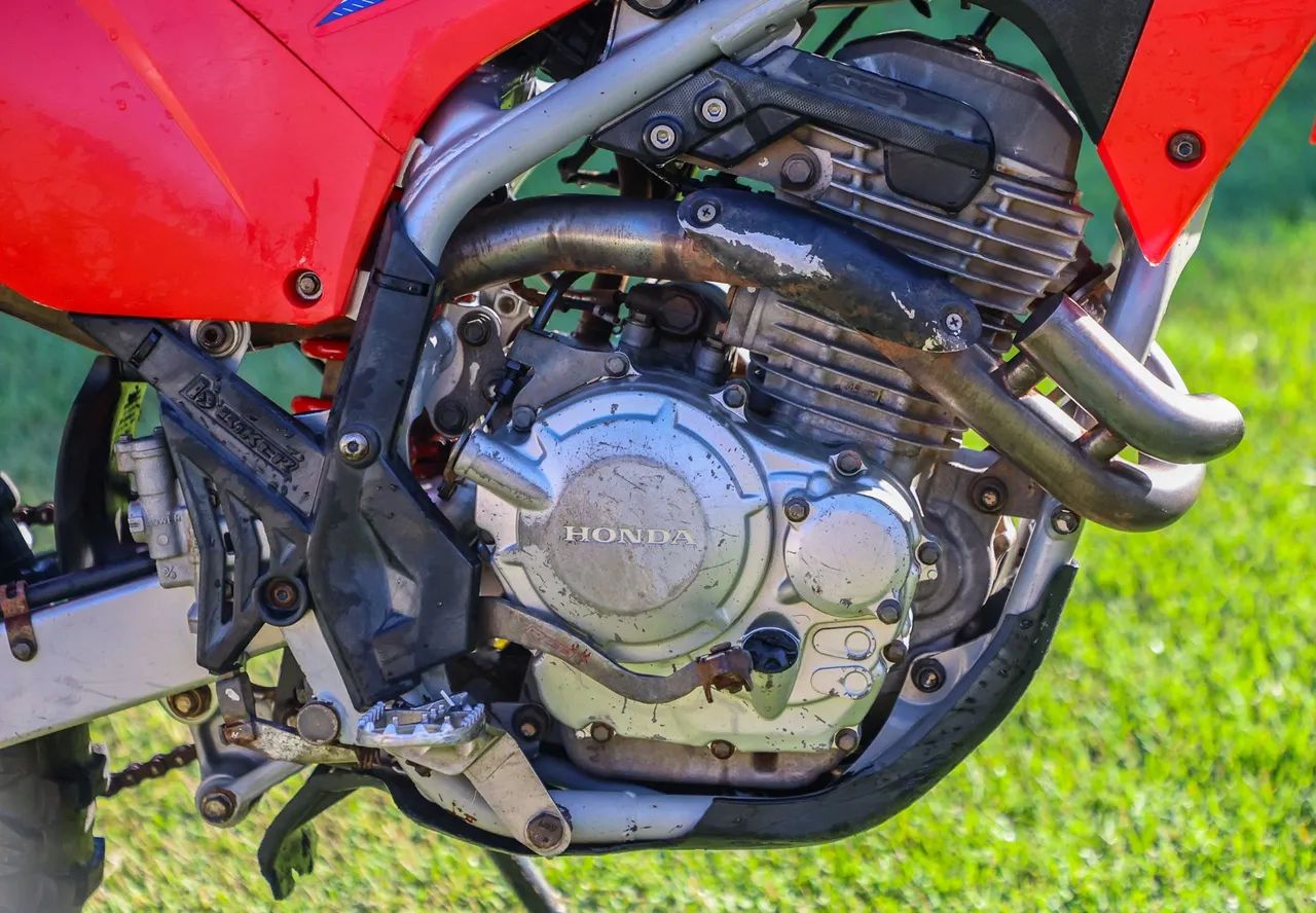 CFR 250F 2022 - Foto 3