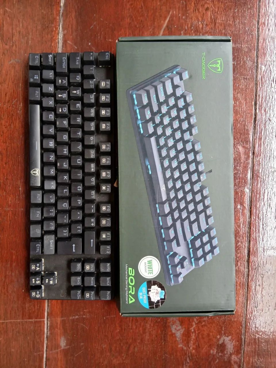Teclado mecânico T-dagger Bora switch Blue
