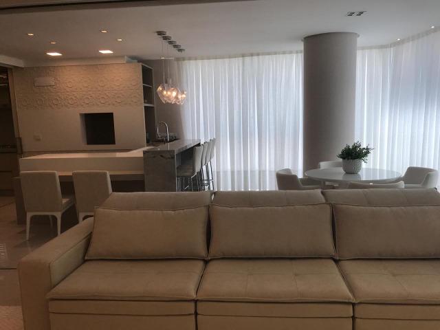 Magnífico apartamento "NOVO" 4 suítes na Avenida em Meia Praia em Itapema SC - Foto 15