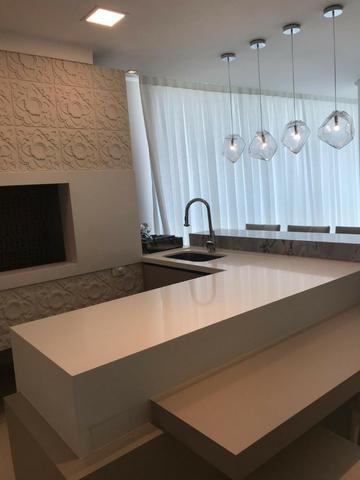 Magnífico apartamento "NOVO" 4 suítes na Avenida em Meia Praia em Itapema SC - Foto 17