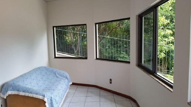 Linda residência com 5 quartos no Vale dos Pinheirros em NF/RJ - Foto 7