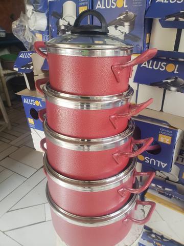 PANELAS CRAQUEADAS vermelha