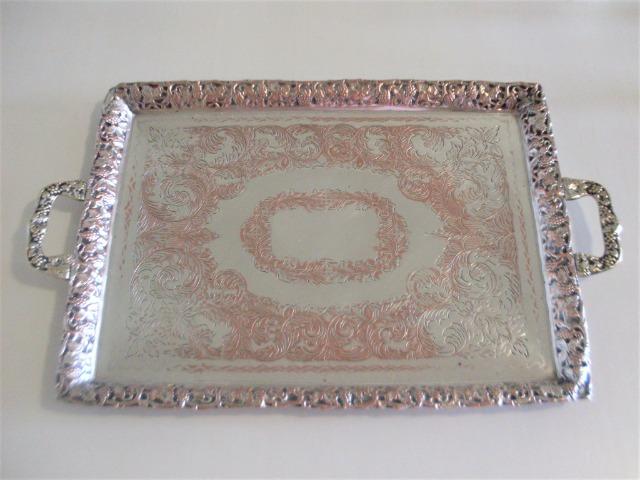 Bandeja prata 90 cinzelada trabalhada antiga - antique - leia