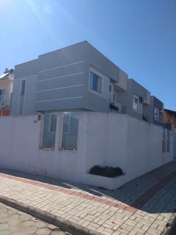 Sobrado novo; mobiliado.