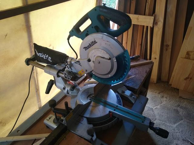 Makita serra esquadria LS1018L - Foto 2