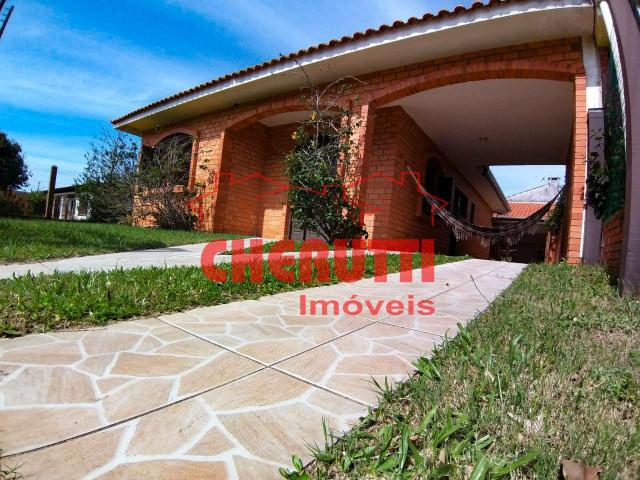 Vendo Casa na praia 4 quartos, 5 ruas do mar - Foto 2