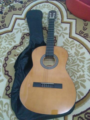 Violão novo vendo ou troco