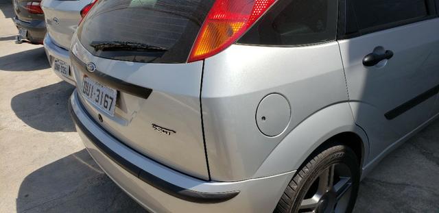Ford Focus Hacth 2.0 16v Duratec 2007 - Foto 14