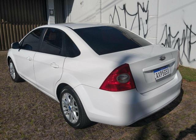 Focus sedan 2013 completo GNV - Foto 4