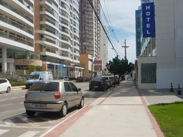 Lojas novas 60m2 na quadra do mar Excelente ponto comercial - Foto 3