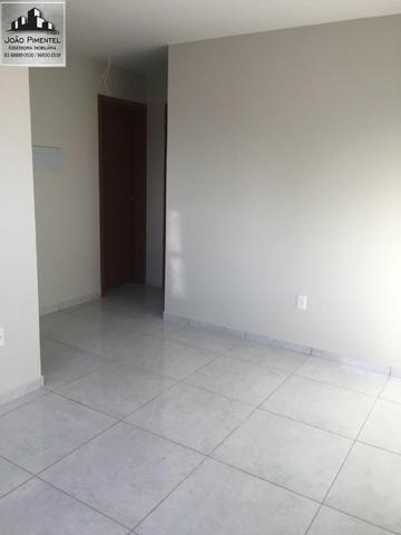 Belo Apto com 02 quartos no Cristo. Prédio com Piscina, documentação inclusa - Foto 5