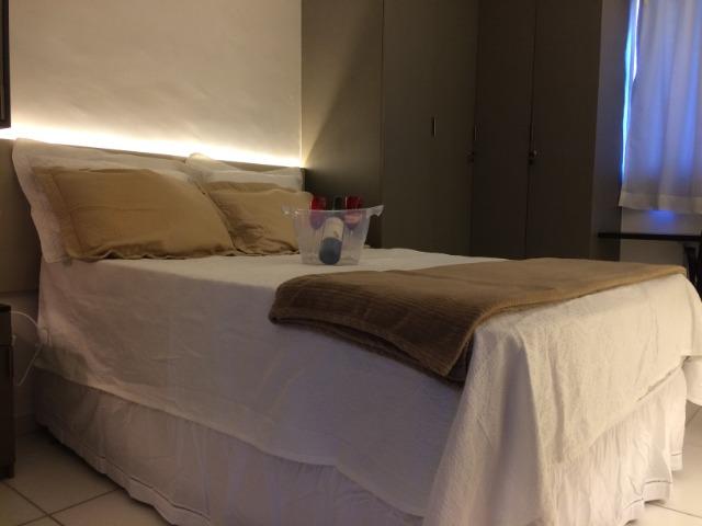 Apartamento Quarto e Sala com vista para o mar de Pajuçara.
