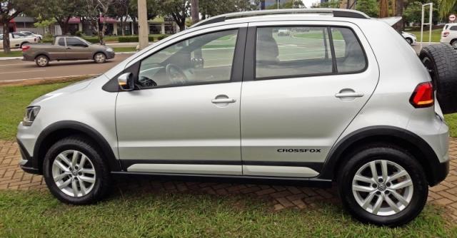 VOLKSWAGEN CROSSFOX 1.6 MSI FLEX 16V 4P MANUAL. - Foto 6