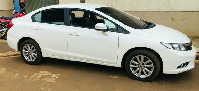 Civic Honda 2.0 ano 2014. Automático