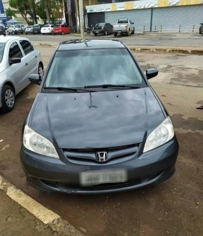 Honda civic 1.7 lx 4p