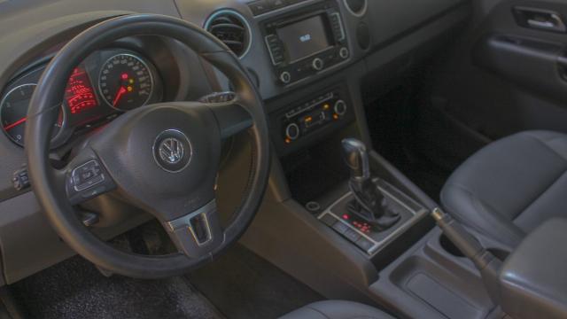AMAROK 2013/2013 2.0 HIGHLINE 4X4 CD 16V TURBO INTERCOOLER DIESEL 4P AUTOMÁTICO - Foto 4