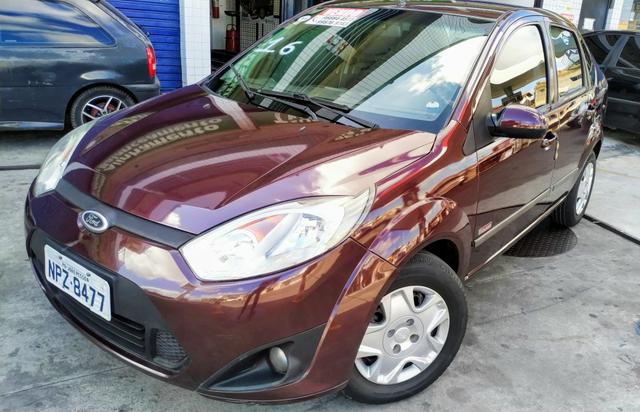 Fiesta Sedan 1.6 Class Bco couro extra 2011