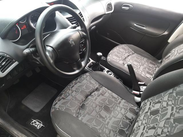 Peugeot 207 - Foto 6