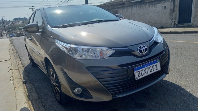 YARIS XS SEDAN 1.5 AUT