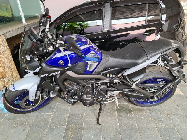 MT-09 YAMAHA 2021