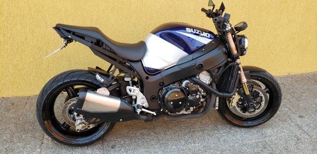 YAHABUSA STREET  EXCLUSIVA!!APENAS 32.000 KM!!MOTO TOP DE FINO TRATO!!