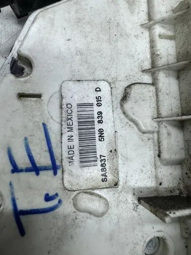 Fechadura Traseira Esquerda Vw Amarok 5n0839016d - Foto 3