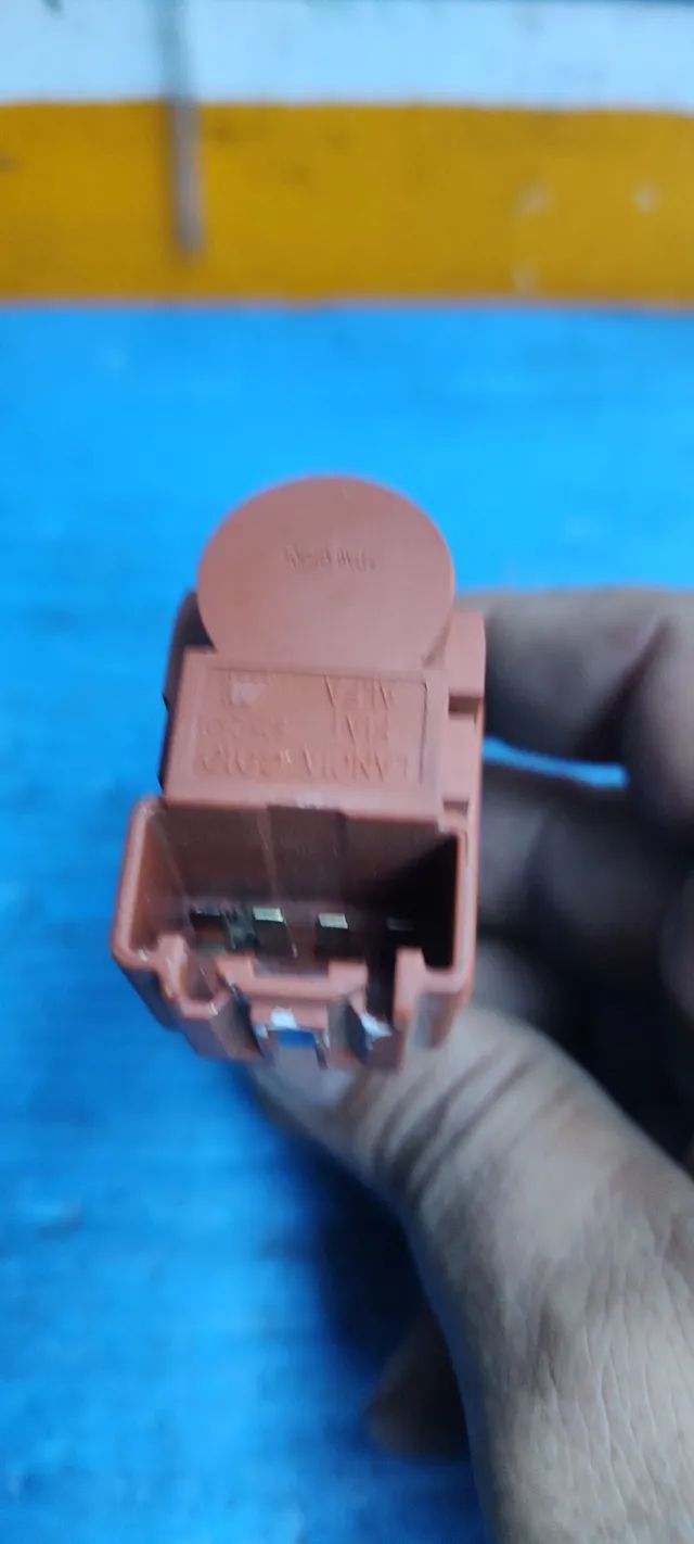 interruptor de freio jeep Compass  - Foto 3