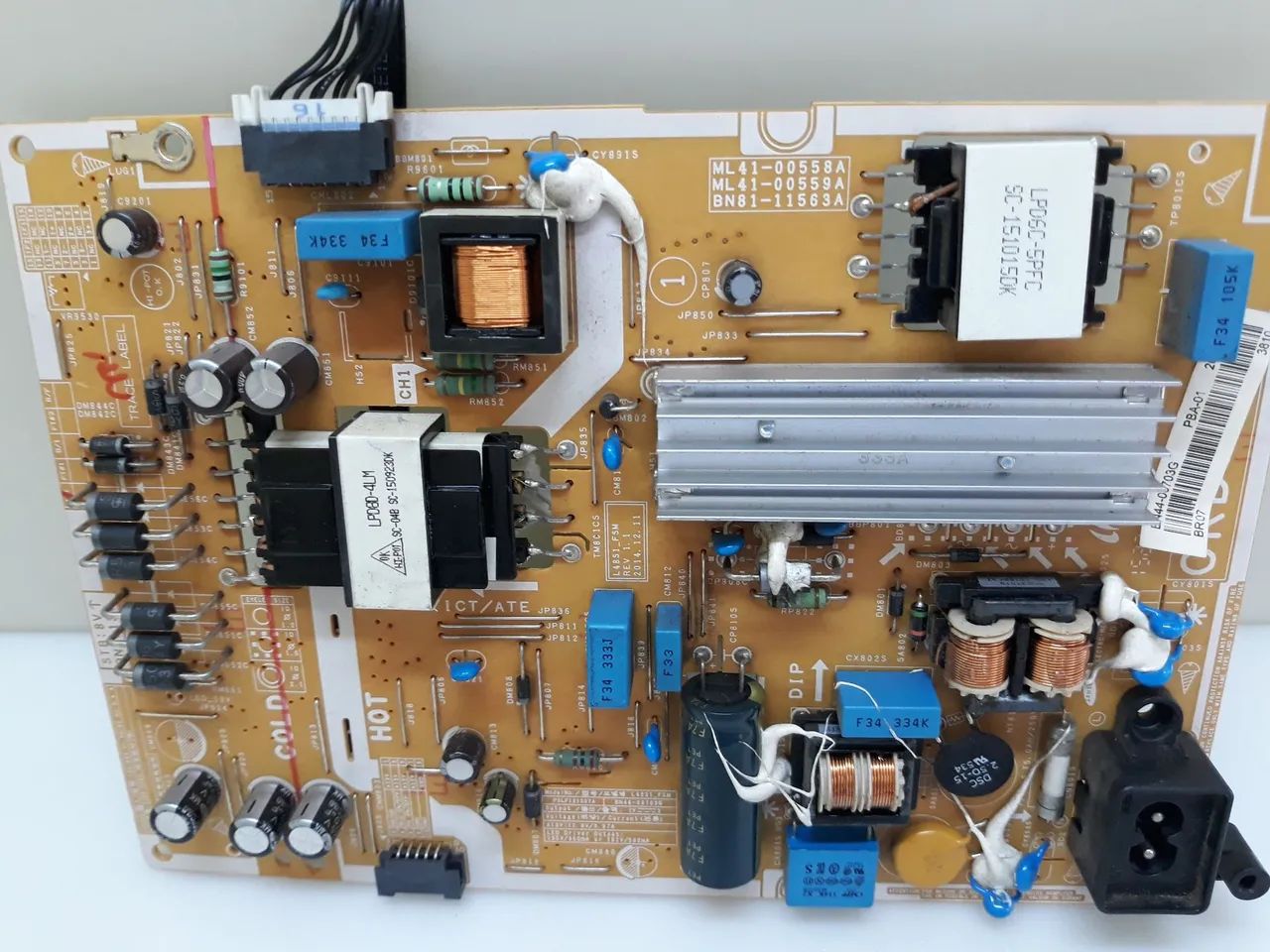 Placa de fonte tv Samsung. Un40j5500ag. Usada porém Boa. 