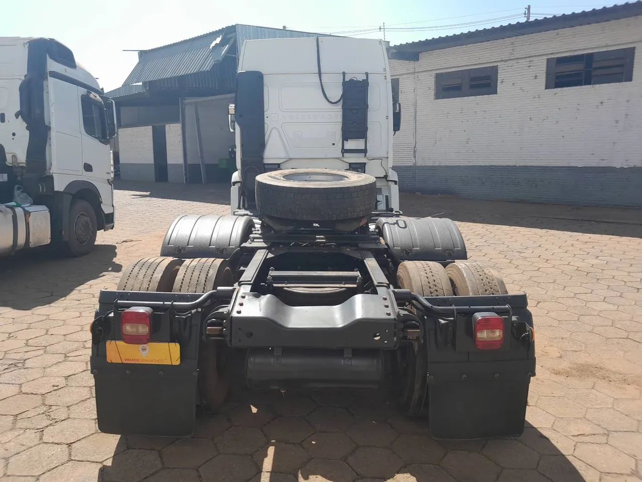 Volkswagen 25.360 Constel. 6x2 Tractor 2p (die)(E5) 2021/2022 Vamos Seminovos GOIANIA - Foto 5