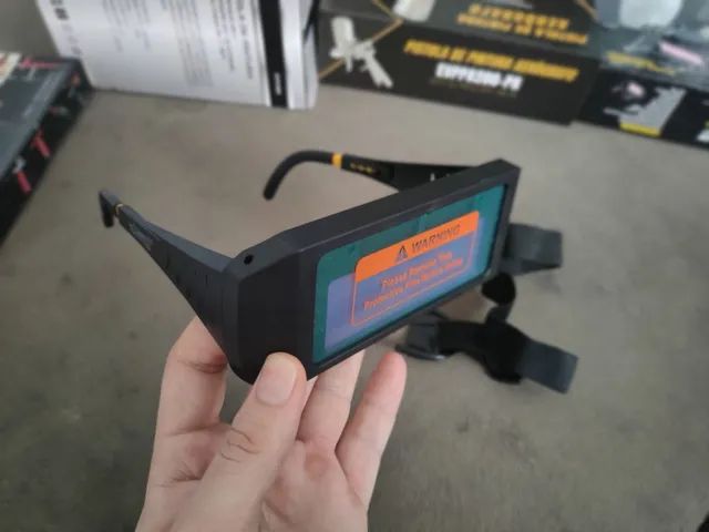 Óculos de solda com escurecimento automático 
